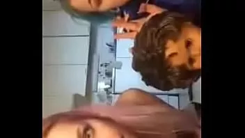 Reproducir Lesbianas pelirrojas y de pelo azul