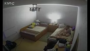 Abspielen Lesbische Massage/Vorspiel im Bett, aufgenommen auf IPcam pt1