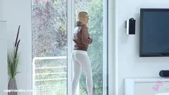 Играть Сапфическая эротика: интимная лесбийская встреча Никки Уэйн и Арии Логан