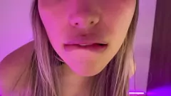 play Juego de poder lésbico caliente: juego de juguetes y bondage de Scarlett y Chanel
