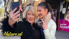 play Milf Amy e adolescente Francesca DiCaprio, de 56 anos, em um encontro lésbico inesquecível