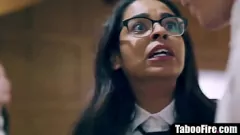 تشغيل أول مجموعة من الثلاثي في سن المراهقة العبقري غريب الأطوار: ممارسة الجنس المتشددين مع خطوط الأب