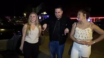 play Sokaktaki kızlara soran kızlar porno izler mi???