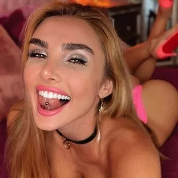 পর্নস্টার Kenzie Anne