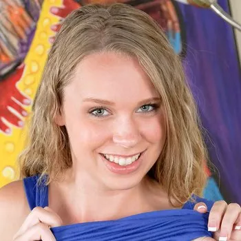 قناة Anna Stevens